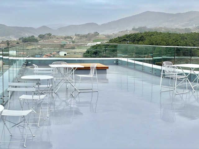 소우모우-루프탑