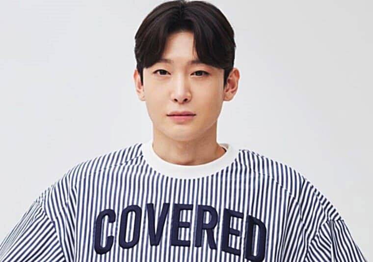 가수-김용빈