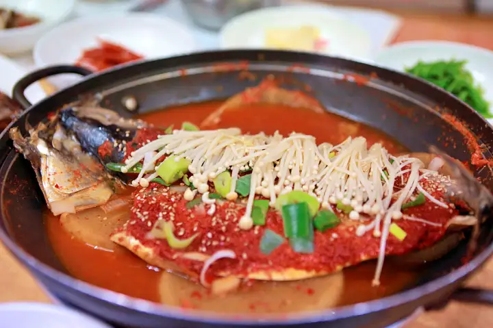 토요일은 밥이좋아 안동 간고등어 맛집 구이 & 조림 완벽한 간잽이 명인 밸런스 현지인 추천 토밥 좋아 방송정보