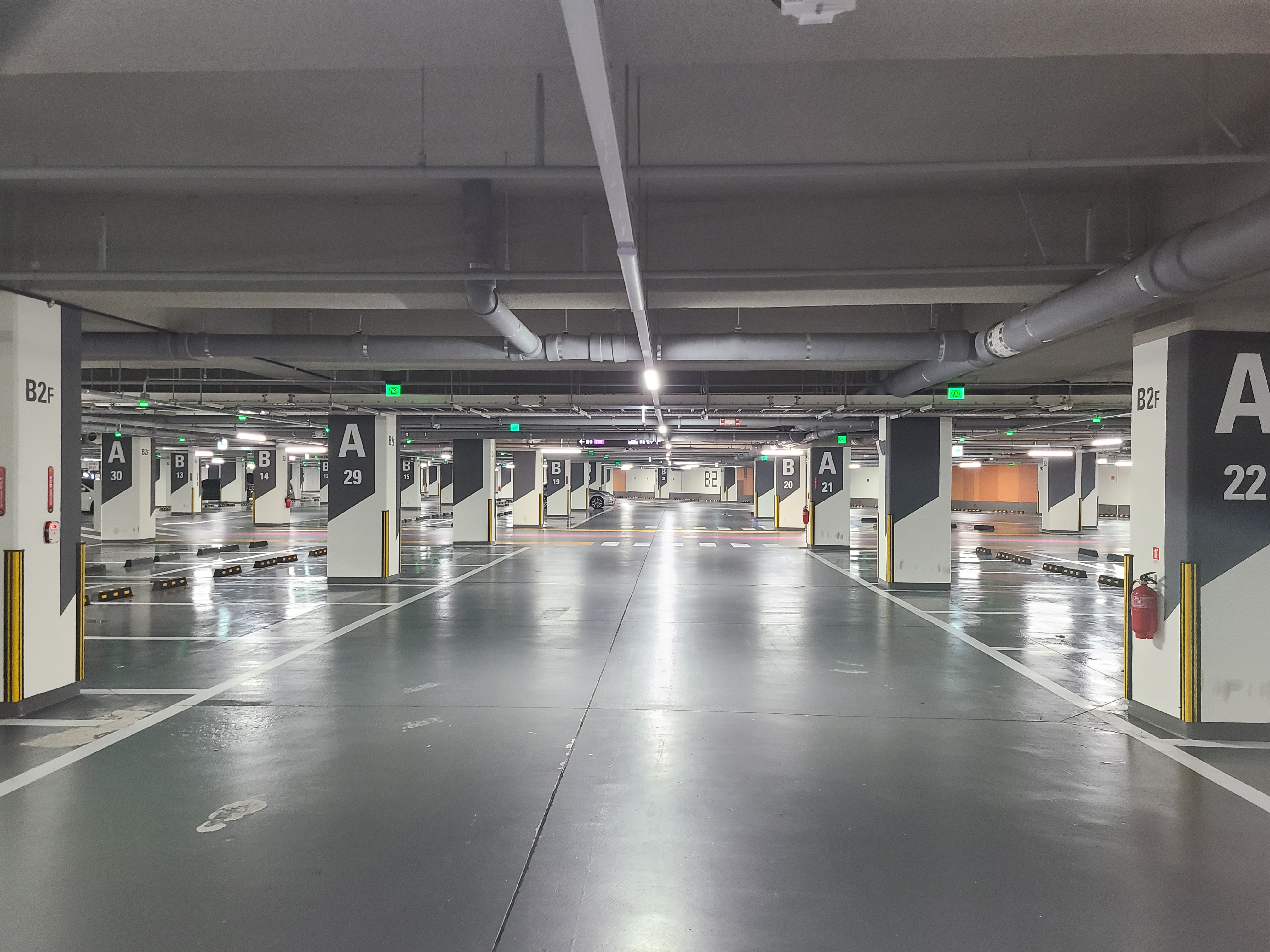 광교 우미뉴브 지하5