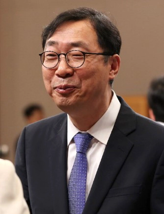 윤영찬 국회의원 프로필 나이 고향 학력 지역구