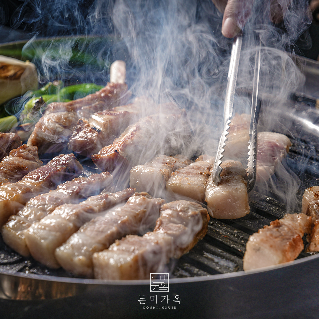 돈미가옥 진해본점