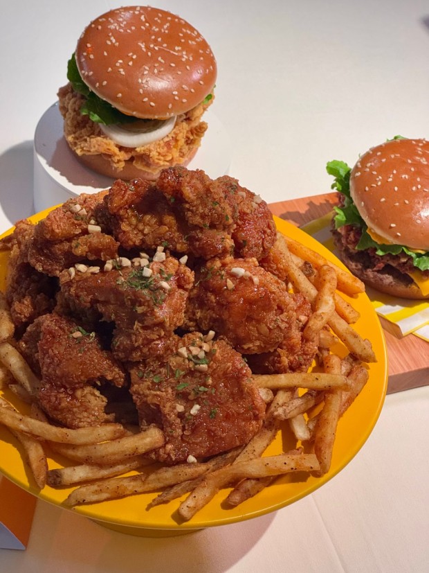 맘스터치 사전예약하기