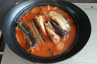 꽁치통조림 김치찌개 끓이는법 레시피_19
