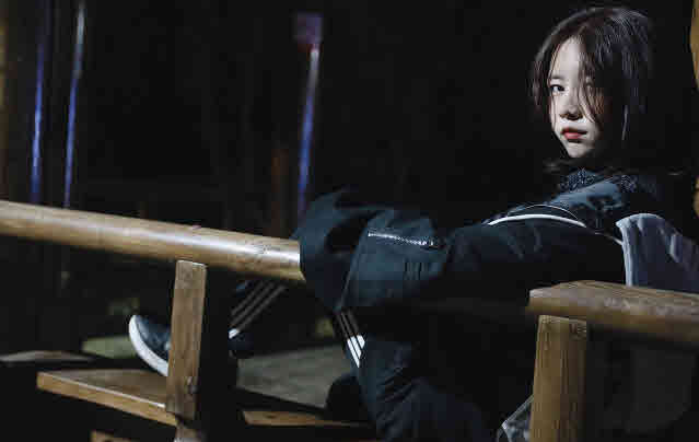 한국 영화의 Z세대 여자 사진