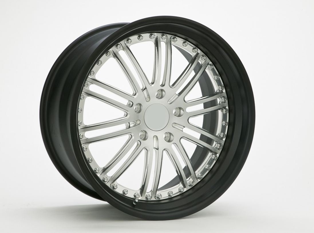 바퀴 굴리기 행동