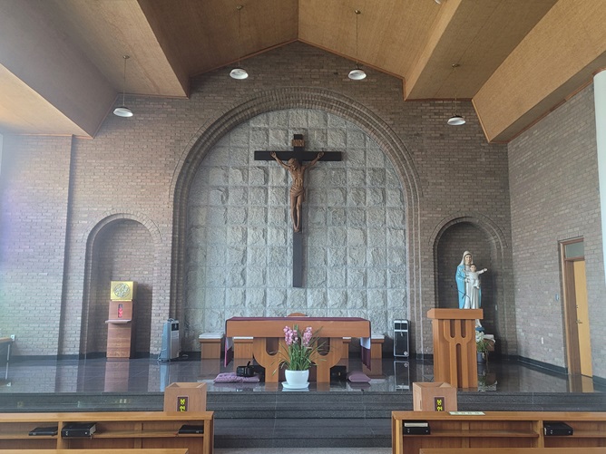 진주 망경동성당