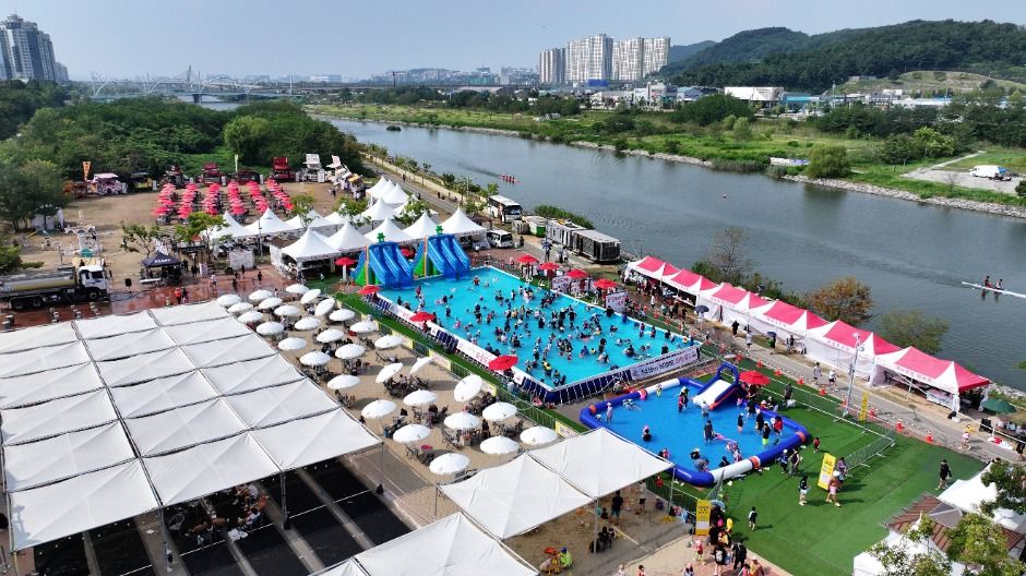 송도 해변 모래 놀이터 체험 부스