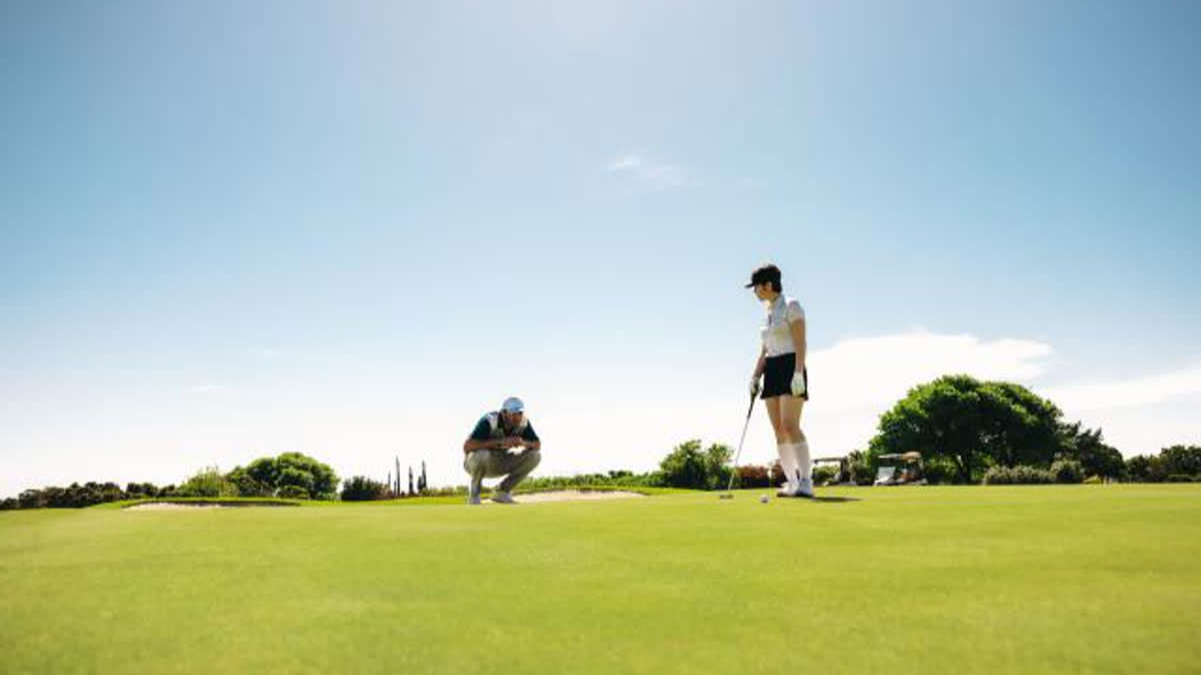 "황금알을 낳는 거위"로 불리던 한국 골프장 산업