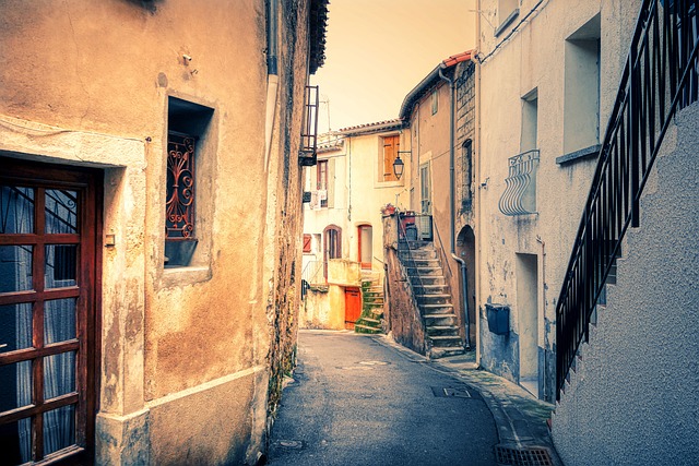 소도시 골목 전경