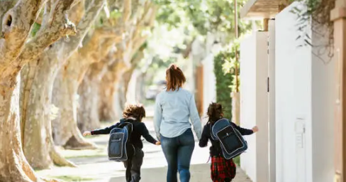 부모의 한마디가 아이의 자존감 기준이 되는 과정
