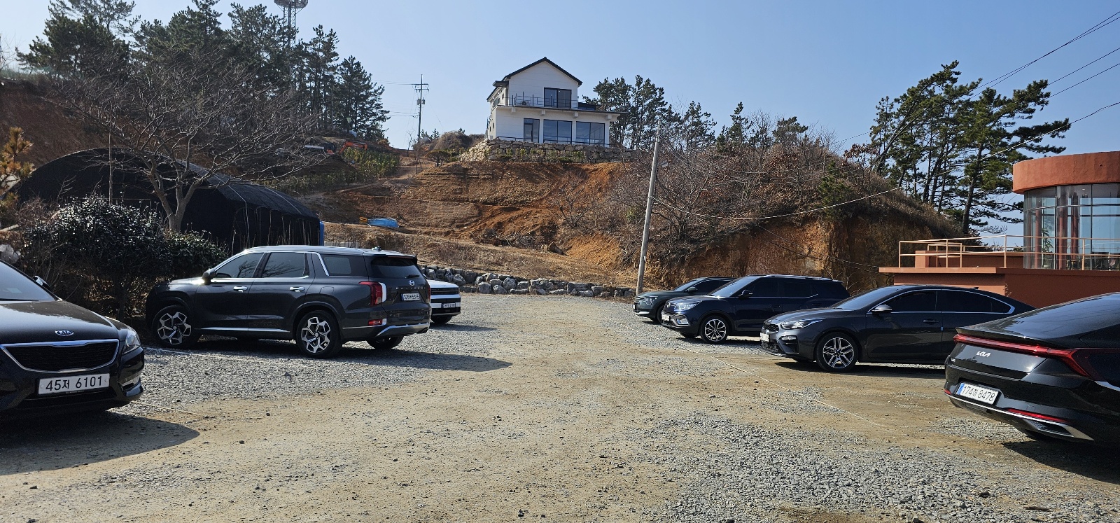 첫 모습 & 주차