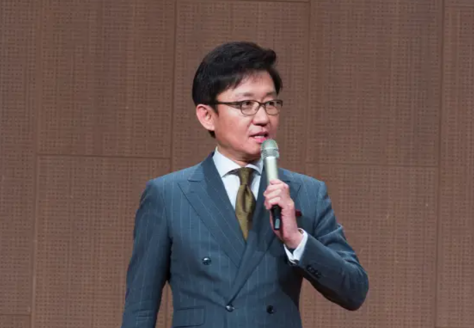 손범수 아나운서