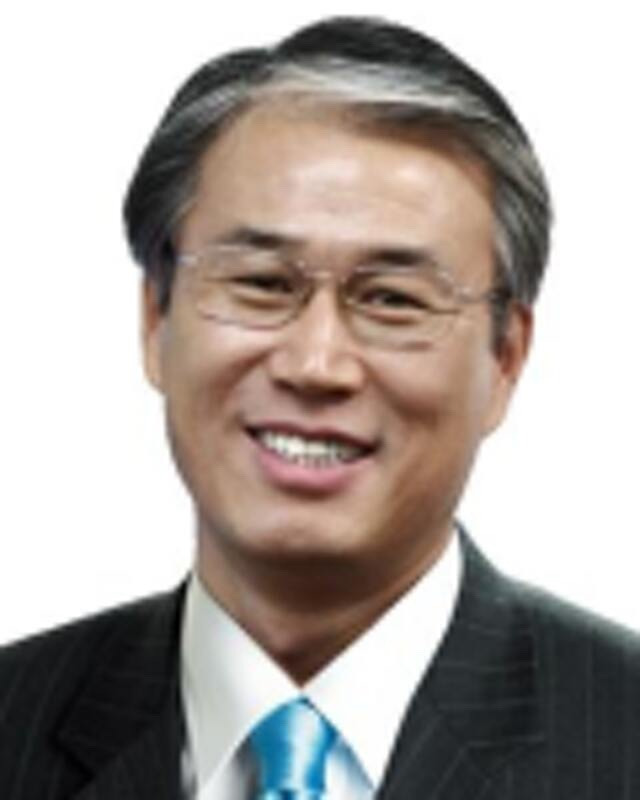 권오을 국회사무총장 경력