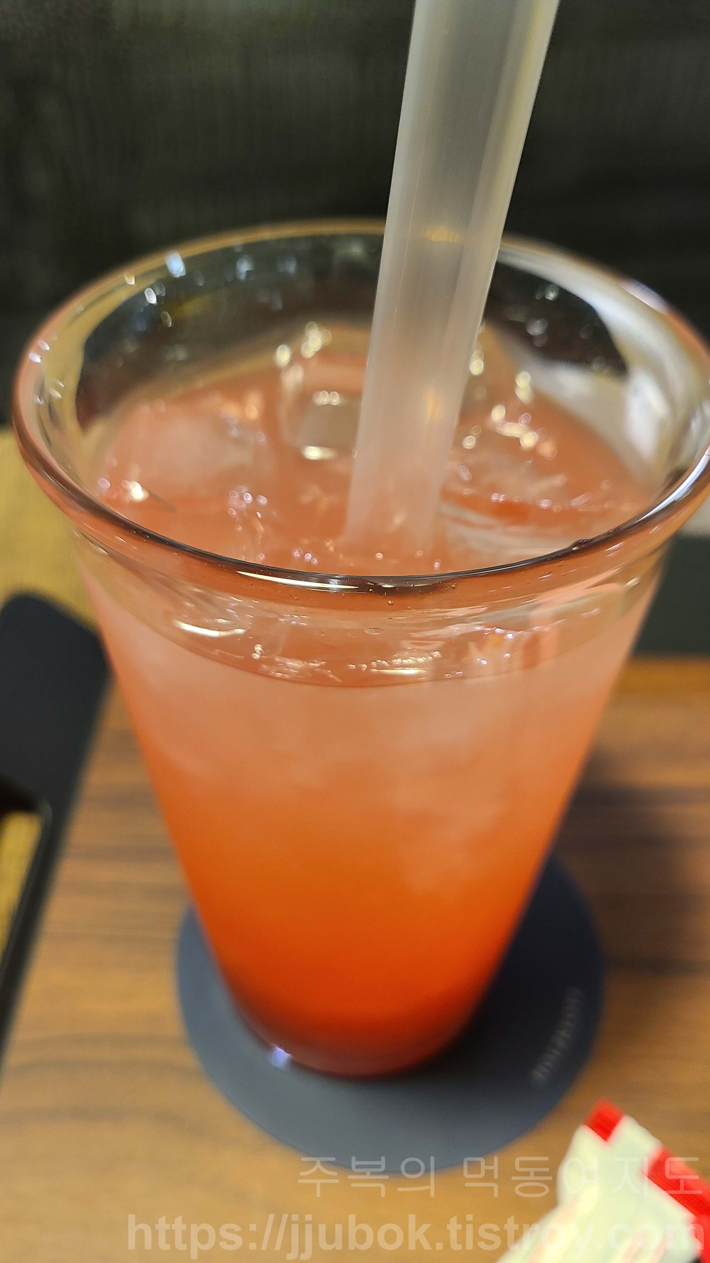 오멜-에클레시아-카페-자몽-에이드