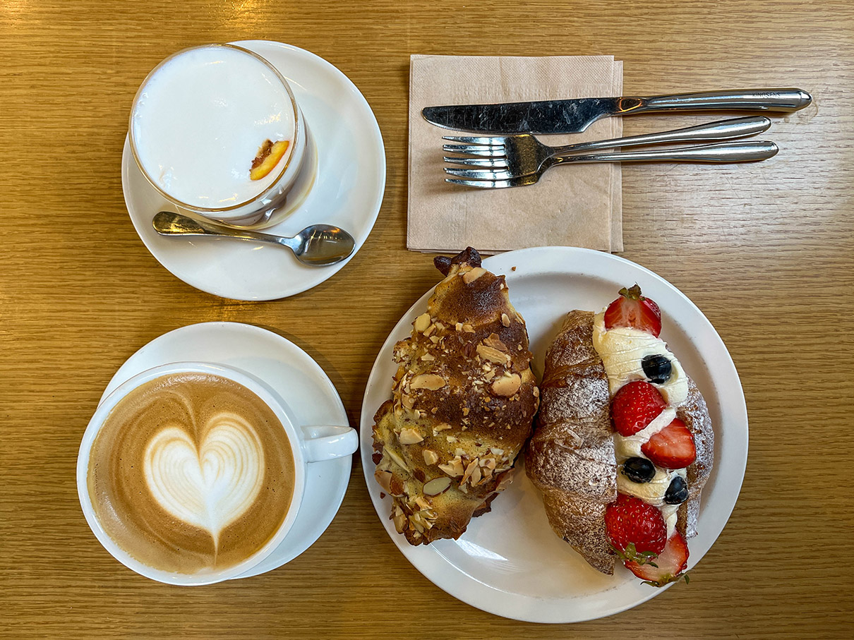 어셈블커피로스터즈 메뉴