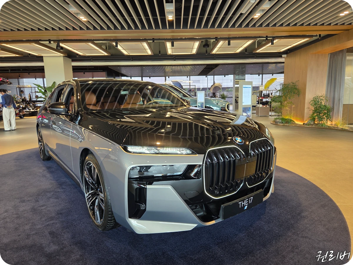 BMW-i7