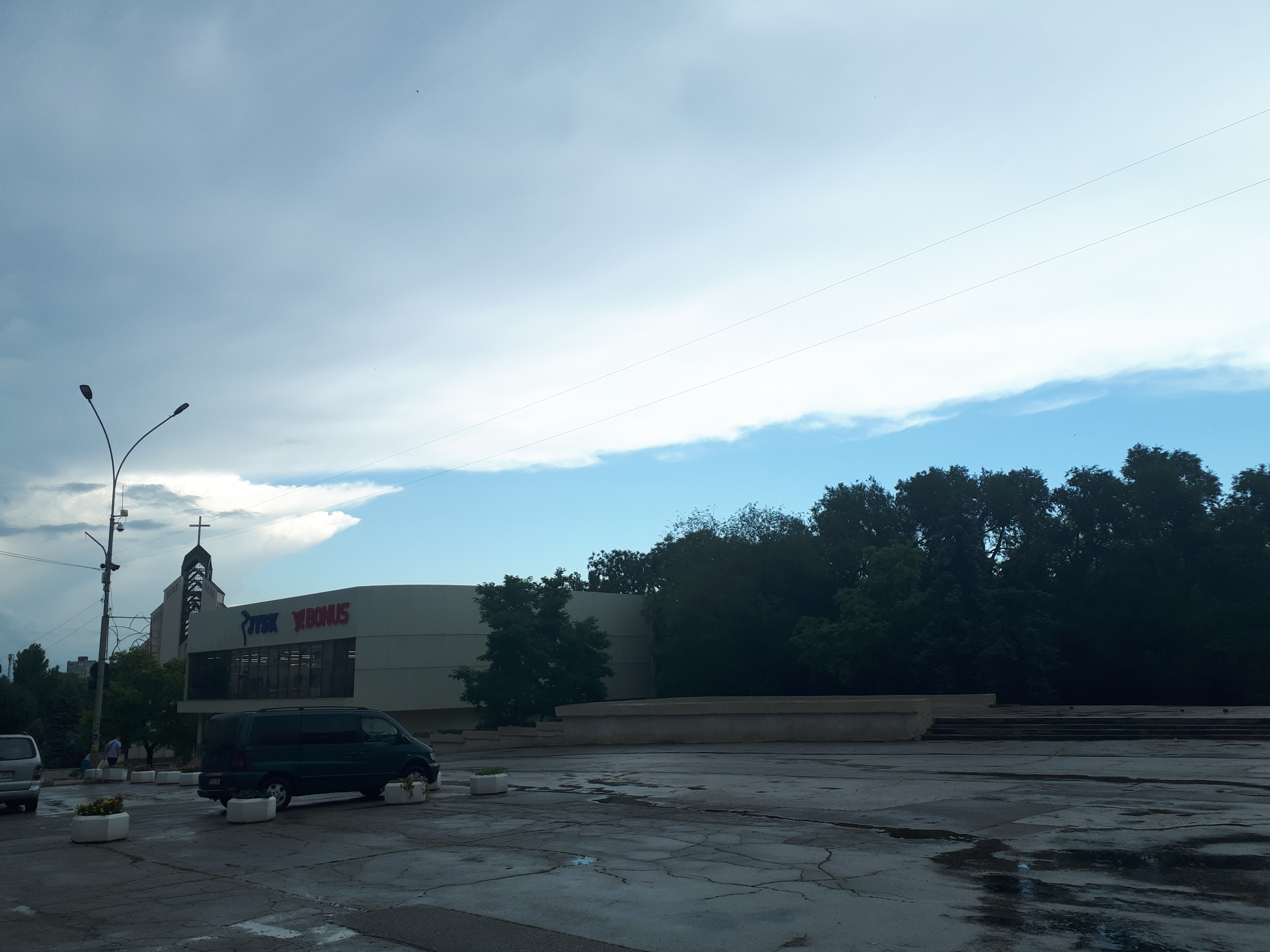 몰도바 발티 길게 뻗은 독립 광장