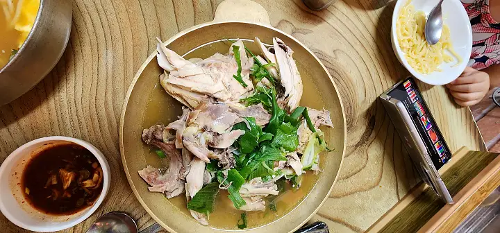 백반기행 178회 박해미 편 닭수육 온면 70년 전통 노포 닭고기 육수 밀면 달인 아산 맛집 소개