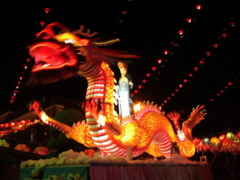 4월 초파일 연등행렬