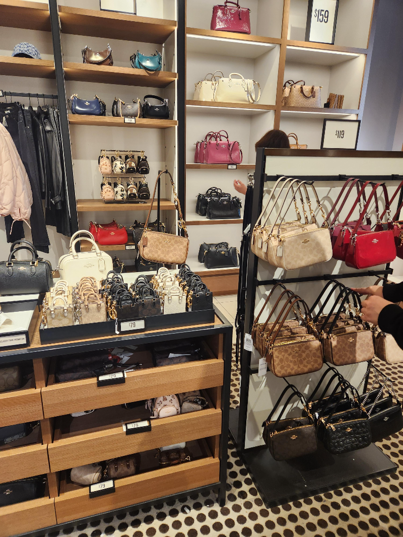 하와이 와이켈레 프리미엄 아울렛 코치