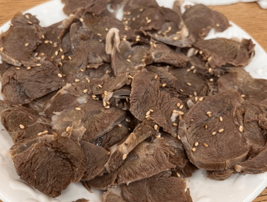 영남식육식당 메뉴 및 가업표 그리고 메인인 소국밥