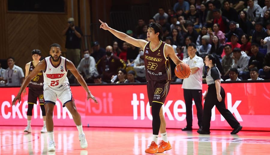 창원-LG-vs-자크-브롱코스