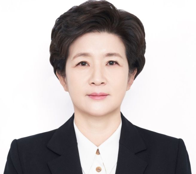 강선영 국회의원 정치 경력