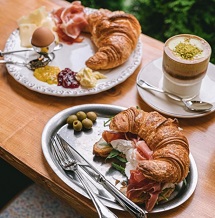 크루아상샌드위치