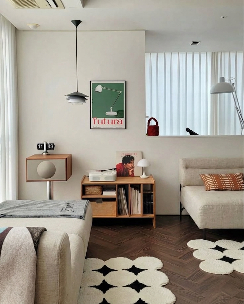 여름 패브릭 리넨 소재로 공간을 시원하게 만든 인테리어 이미지