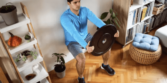 홈트 벽스쿼트(Wall Squat)의 효과와 장점&amp;#44; 올바른 자세와 주의사항