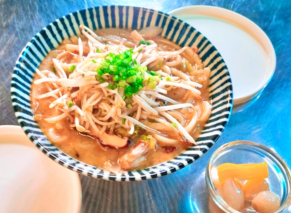 인천 핫플 영종도 을왕리 메이드림 카페: 전시, 공연, 다이닝, 베이커리로 즐기는 유니크한 매력