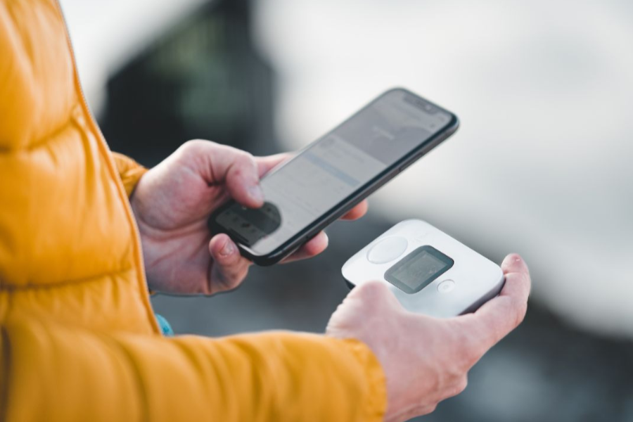 해외에서 유심 vs 포켓와이파이, 뭐가 더 좋을까?