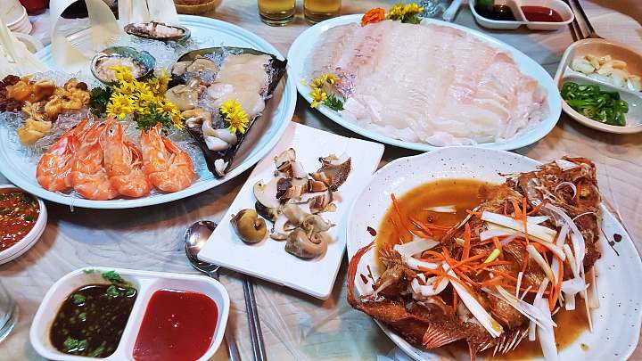 꼼치맑은탕 꼼치매운탕 주꾸미 볶음 굴찜 해물 특산물 한상 보령 대천해수욕장 맛집 추천 생방송투데이 보고 먹고 즐기고 3GO