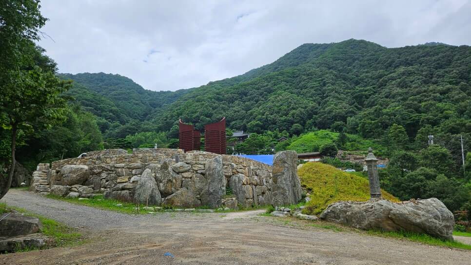 남양주 금선사 : 6만평의 자연공원과 갤러리 자연과 수행이 어우러진 사찰