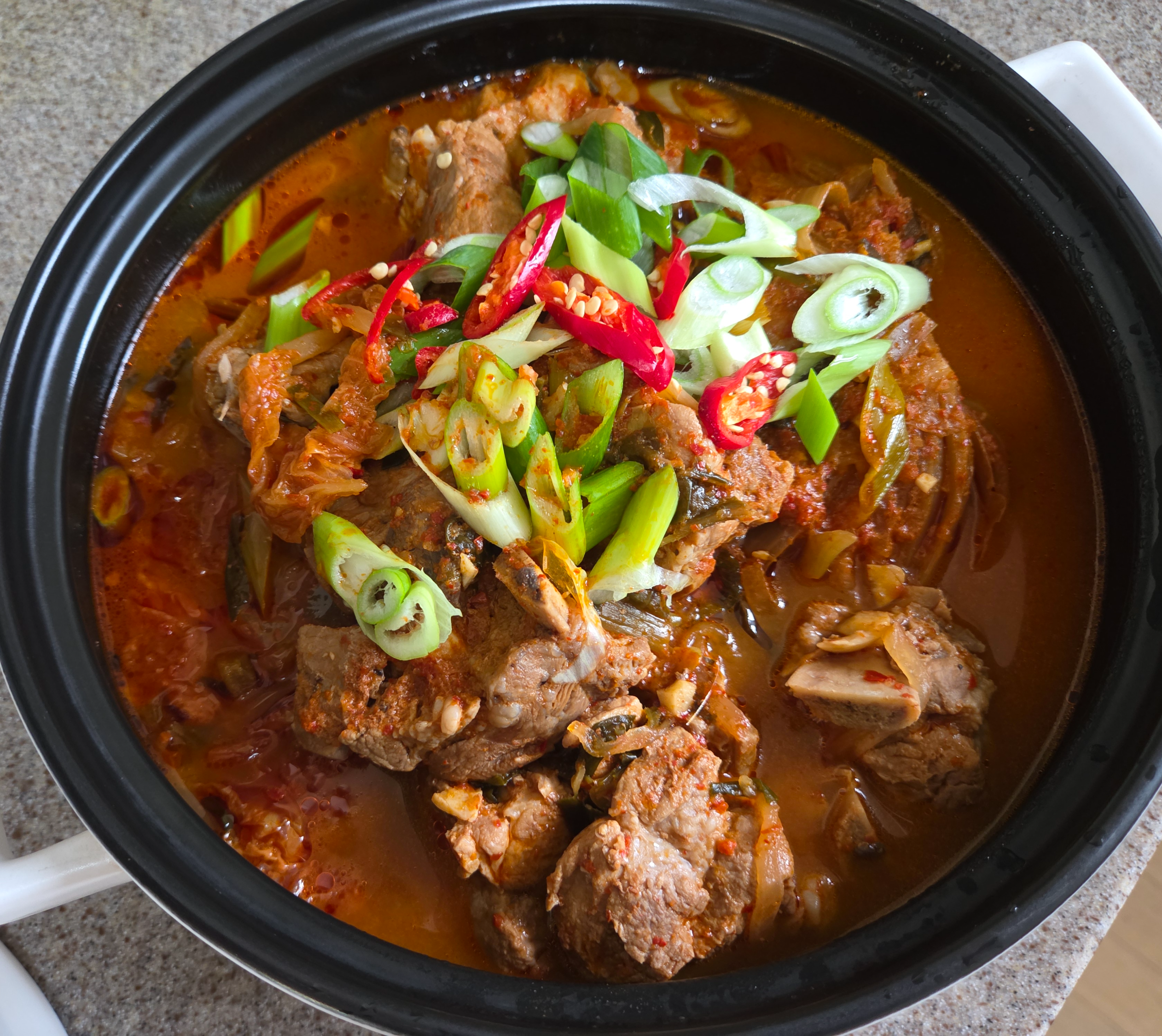 집에서만든 돼지고기 김치찜