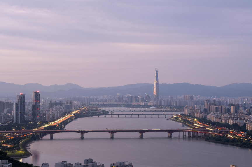 한강은 어떻게 서울의 운명을 바꿨는가?