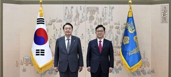 석동현 변호사 프로필