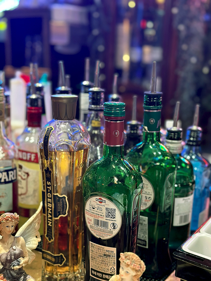 을지로 카페 추천 힙한 감성 칵테일 LP바 선셋레코드 Sunset Record