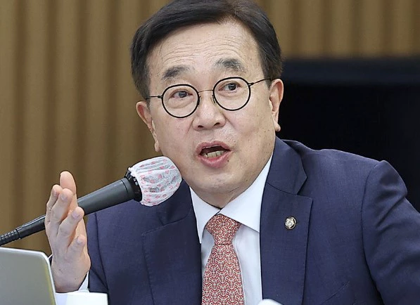 전재수 국회의원 프로필 나이 고향 학력 재산 | 전재수 서병수 북강서갑 빅매치 상황