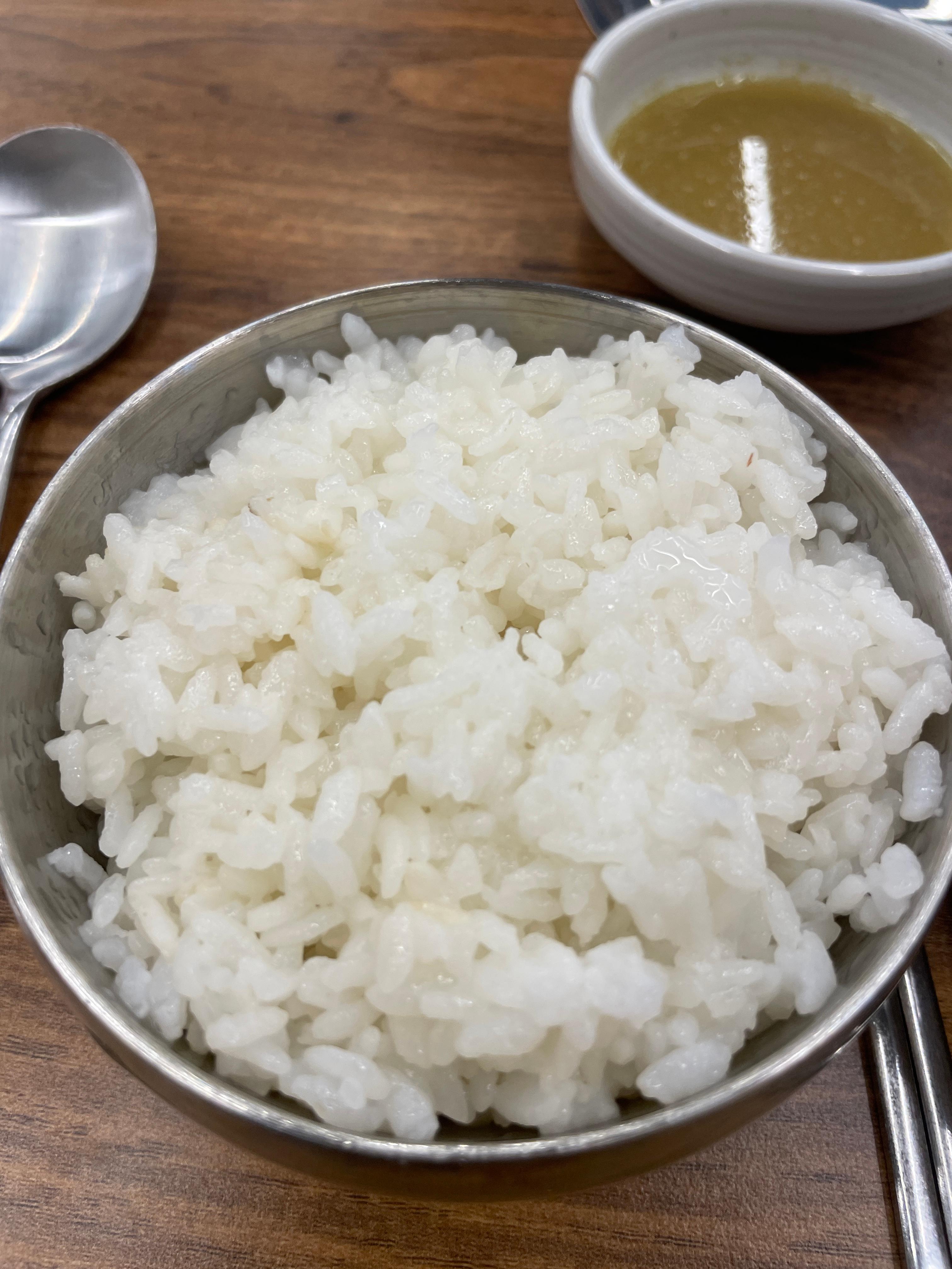 삼용이 감자탕 반찬