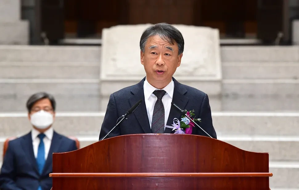 오석준 대법관 최강욱 벌금 1000만원 확정