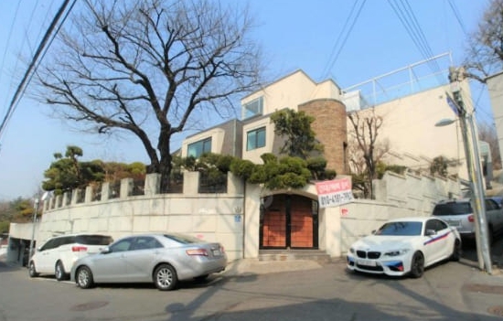 황정음 이영돈 충격적인 불륜 이혼 재산규모 재부각