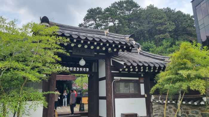 쌍청고기마을-입구
