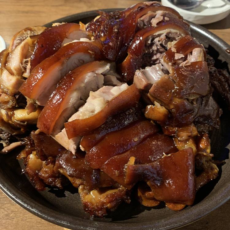 탐탐 오향족발 앞다리살