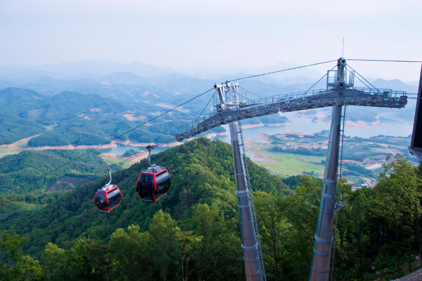 제천 &lsquo;청풍호반 케이블카&rsquo;
