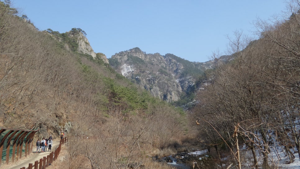 100대 명산 등산하기 스물네번째 청송 주왕산 기암괴석과 계곡미가 어우러진 국립공원의 진짜 매력
