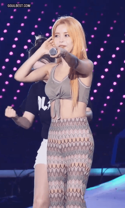 마마무 플러스 솔라 사진