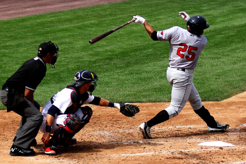 4만원 유니폼이 40억 가치? 이정후 메이저리그 경제효과가 상상 초월
