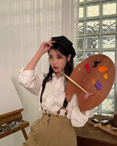 아이유-셀카-3